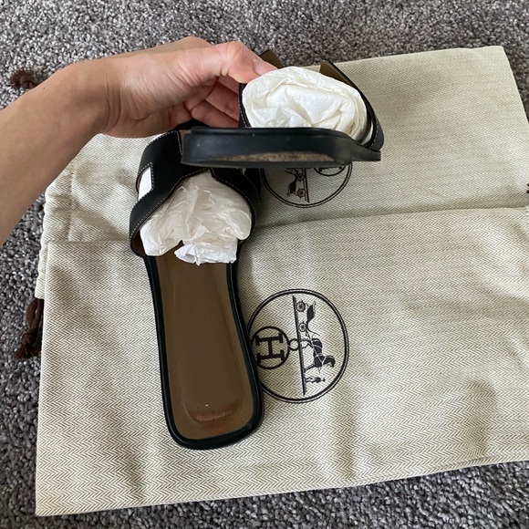 Hermes Black Oran Sandals size 37 - Picture 12 of 12